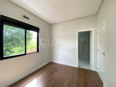 Foto Casa com 3 Suítes