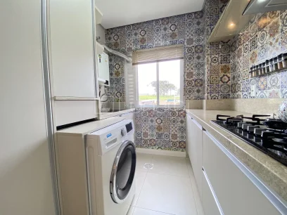 Foto Apartamento com 2 Dormitórios