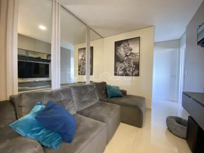 Foto Apartamento com 2 Dormitórios