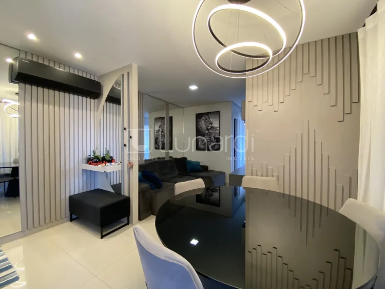Apartamento com 2 Dormitórios