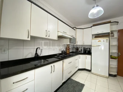 Foto Apartamento com 3 Dormitórios