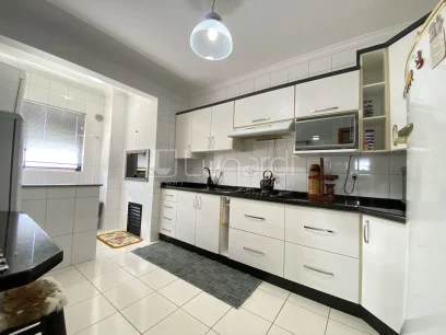 Foto Apartamento com 3 Dormitórios