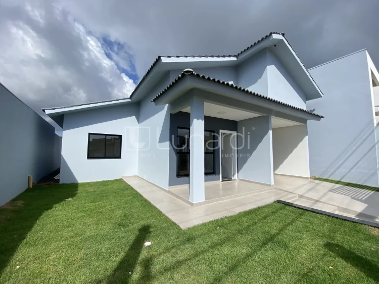 Casa com 3 Dormitórios