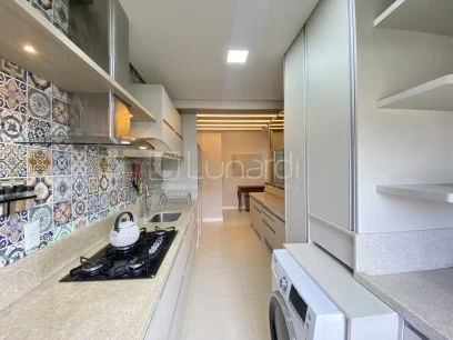 Foto Apartamento com 2 Dormitórios