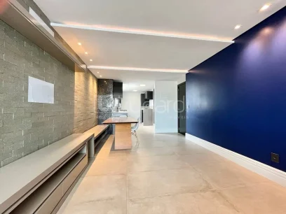 Foto Apartamento com 2 Dormitórios