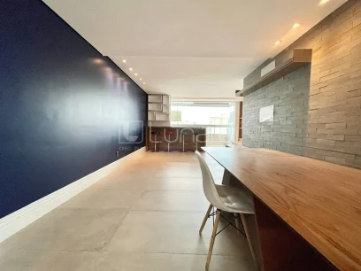 Foto Apartamento com 2 Dormitórios