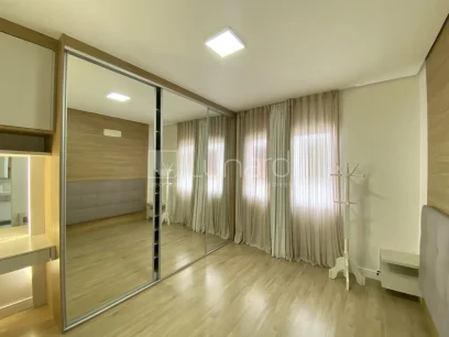 Foto Apartamento com 2 Dormitórios