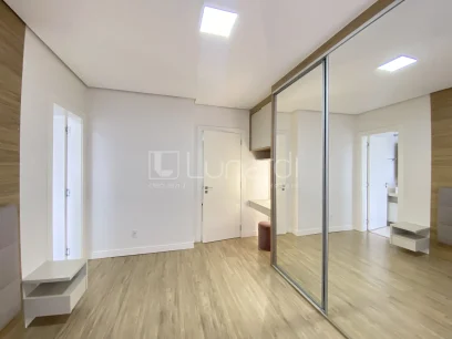 Foto Apartamento com 2 Dormitórios