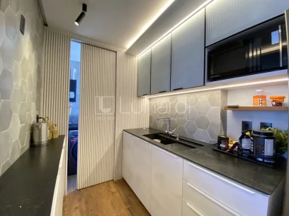 Foto Apartamento com 2 Dormitórios