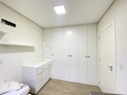 Foto Apartamento com 2 Dormitórios