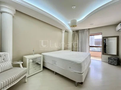 Foto Apartamento com 3 Dormitórios