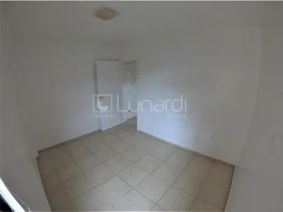Foto Apartamento com 2 Dormitórios