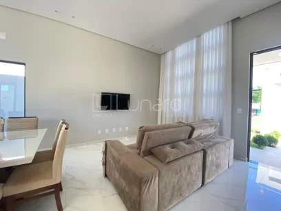 Foto Casa com 3 Dormitórios