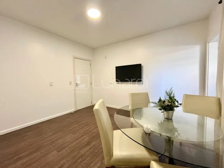 Apartamento com 2 Dormitórios