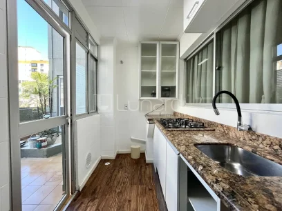 Foto Apartamento com 2 Dormitórios