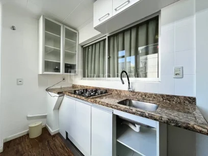 Foto Apartamento com 2 Dormitórios