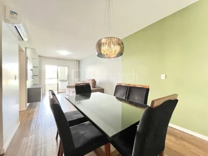 Foto Apartamento com 2 Dormitórios