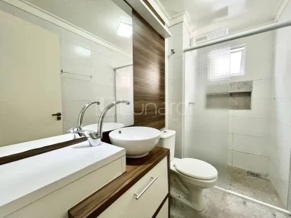 Foto Apartamento com 2 Dormitórios