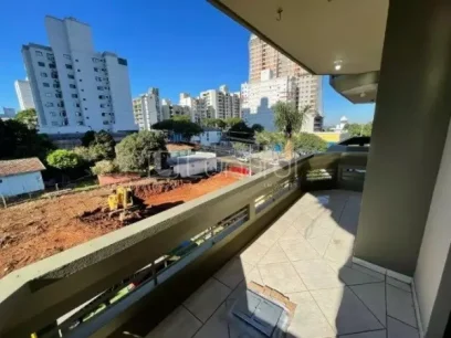 Foto Apartamento com 3 Dormitórios