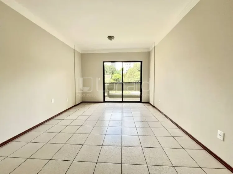 Apartamento com 3 Dormitórios