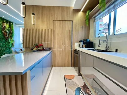 Foto Apartamento com 3 Dormitórios