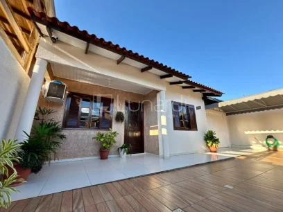 Casa com 3 Dormitórios