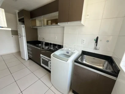 Foto Apartamento com 2 Dormitórios