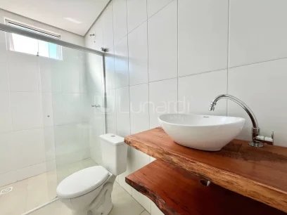 Foto Apartamento com 2 Dormitórios
