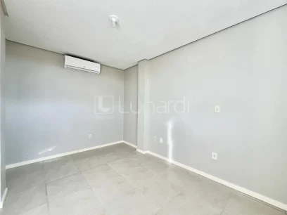 Foto Apartamento com 2 Dormitórios