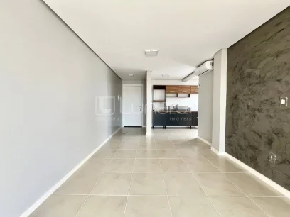 Foto Apartamento com 2 Dormitórios