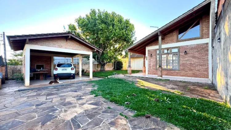 Casa com 3 Dormitórios