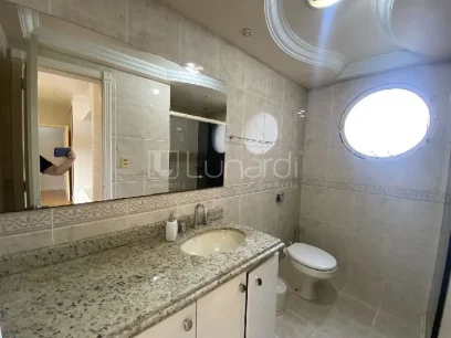 Foto Apartamento com 3 Dormitórios