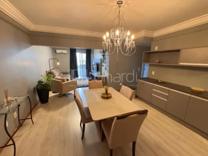 Foto Apartamento com 3 Dormitórios