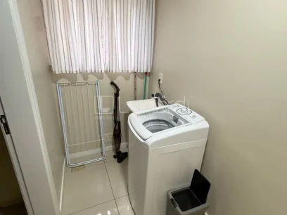 Foto Apartamento com 3 Dormitórios