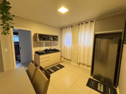 Foto Apartamento com 3 Dormitórios