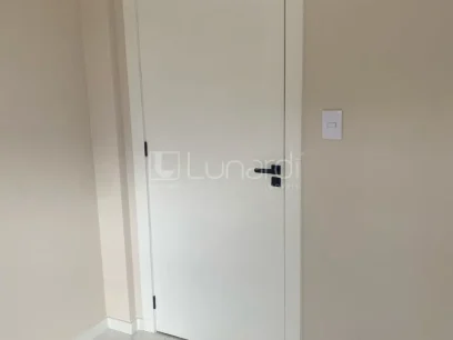 Foto Casa com 2 Dormitórios