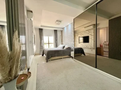 Foto Apartamento com 3 Dormitórios