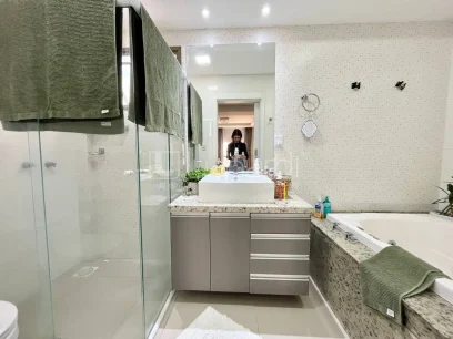 Foto Apartamento com 3 Dormitórios