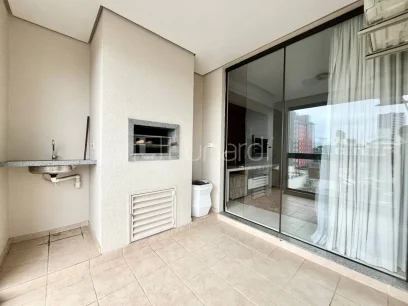 Foto Apartamento com 3 Dormitórios
