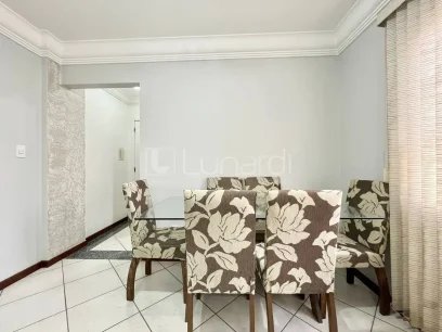 Foto Apartamento com 2 Dormitórios