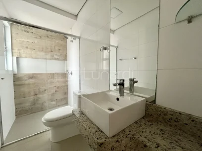 Foto Apartamento com 3 Dormitórios