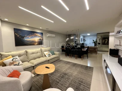 Foto Apartamento com 3 Dormitórios