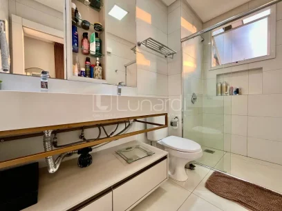 Foto Apartamento com 3 Dormitórios