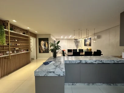 Foto Apartamento com 3 Dormitórios