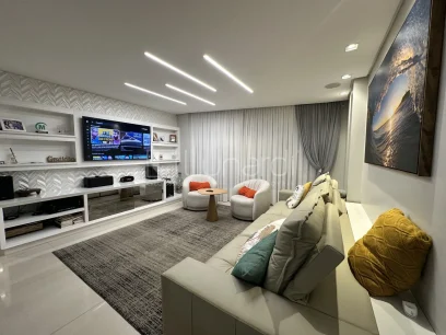 Foto Apartamento com 3 Dormitórios