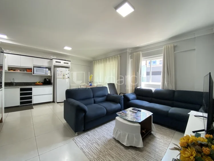 Apartamento com 3 Dormitórios