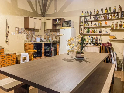 Foto Casa com 3 Dormitórios