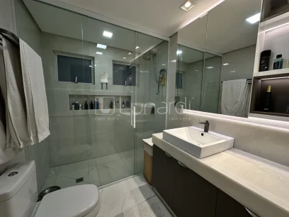 Foto Apartamento com 3 Dormitórios