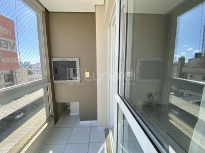 Foto Apartamento com 2 Dormitórios