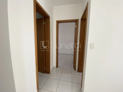 Foto Apartamento com 2 Dormitórios